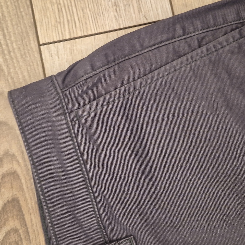 FLINT AND TINDER Solid Dark Grey Pattern Sz 32 Me… - image 3